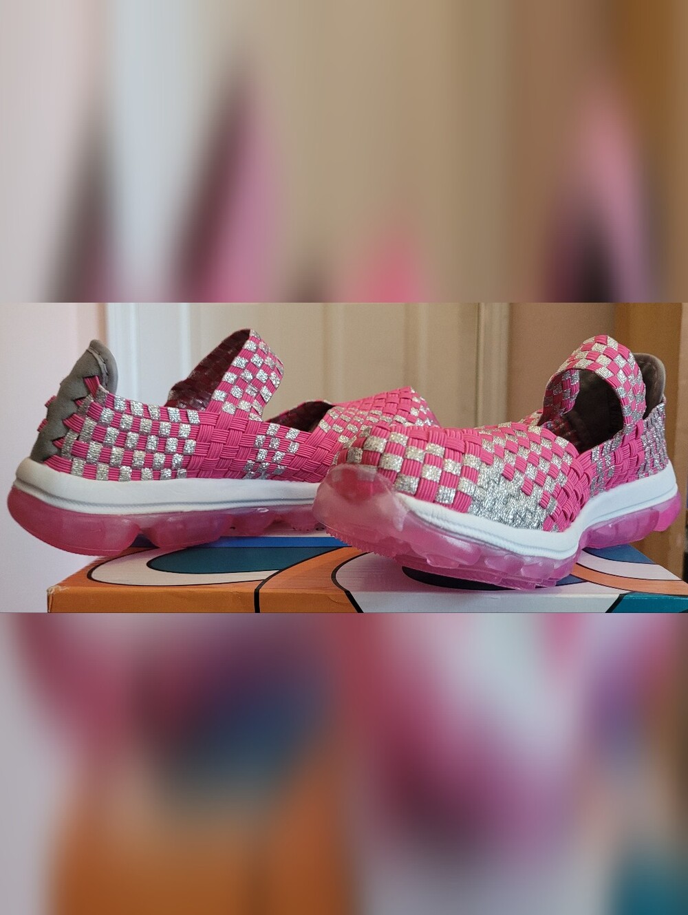 Bernie Mev Gummies Char. K Pink Silver Woven Slip-On Sneakers